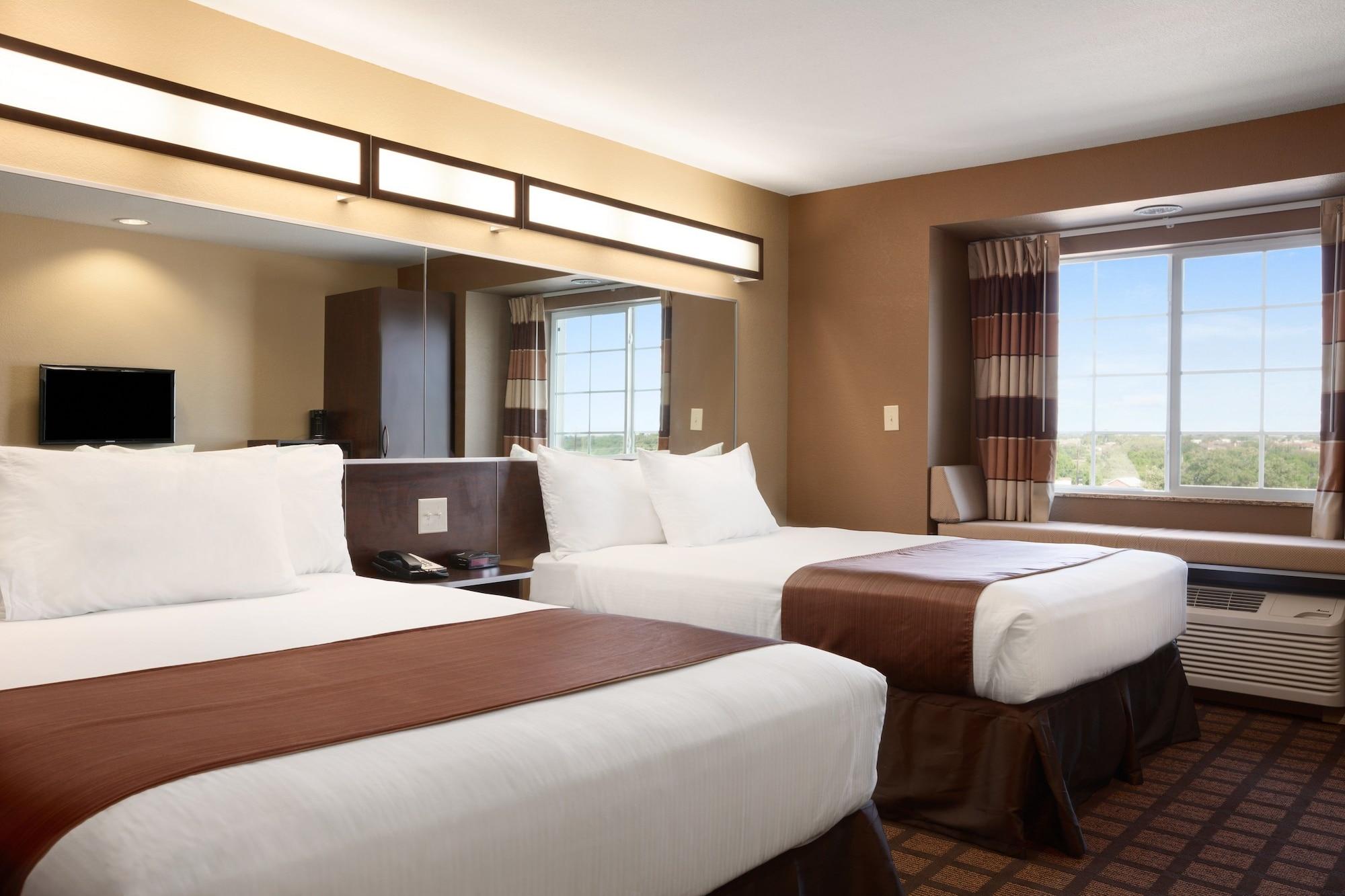 Microtel Inn & Suites By Wyndham Midland Exterior foto